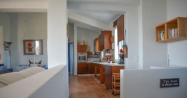 Alekos Beach Houses-Infinity