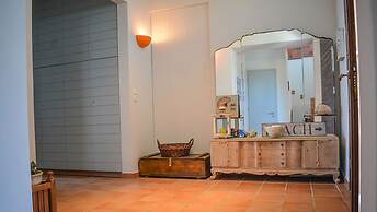 Alekos Beach Houses-Infinity