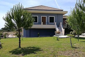 Alekos Beach Houses-Angelo