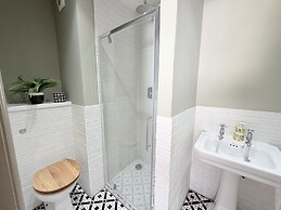 The Urban Retreat
