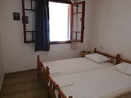 Alekos Beach Houses-Jerasimo