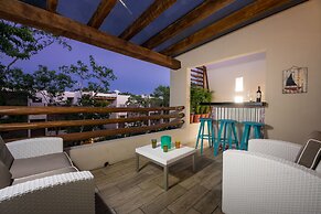 Villa Doce Magnificent 3 BDRM sleeps 6