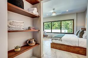 Casa Sieva 4 BDRM luxury villa sleeps 8