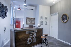 Steam House - Room & Breakfast