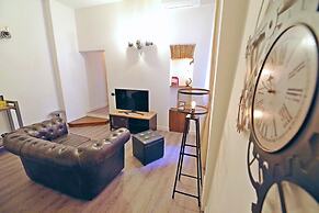 Steam House - Room & Breakfast