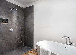 Sorrento Lux Suites - Blue