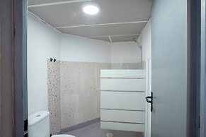 Ideal Youth Hostel