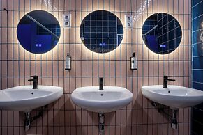 Ideal Youth Hostel