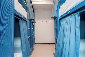 Ideal Youth Hostel