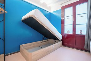 Ideal Youth Hostel