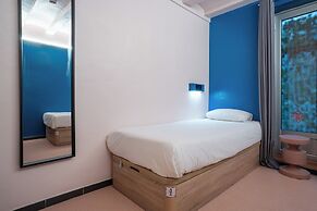 Ideal Youth Hostel