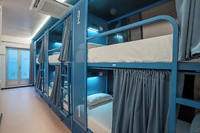 Ideal Youth Hostel