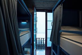 Ideal Youth Hostel