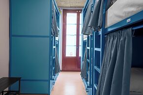 Ideal Youth Hostel