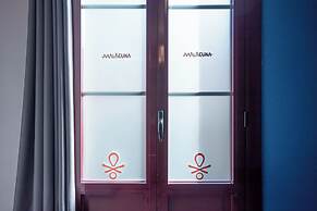 Ideal Youth Hostel