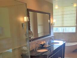 Condos at Singer Island Resort&Spa