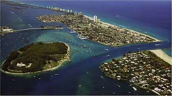 Condos at Singer Island Resort&Spa