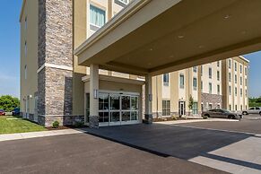Comfort Inn & Suites – Harrisburg Airport – Hershey South