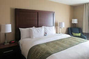 Comfort Inn & Suites – Harrisburg Airport – Hershey South