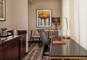 DoubleTree by Hilton Youngstown Downtown