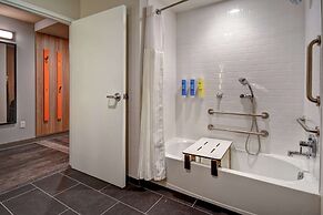 Tru by Hilton Raleigh Durham Airport