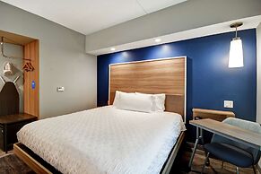 Tru by Hilton Raleigh Durham Airport