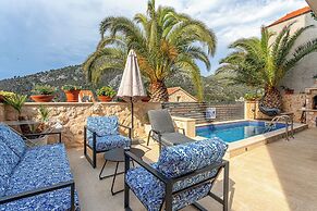 Villa Capitis in the Centre - Private pool