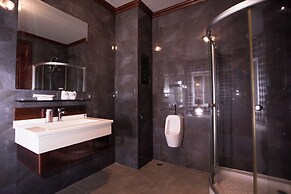 Erawan Hotel