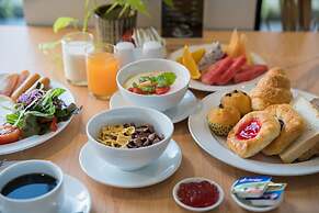 New Square Patong Hotel