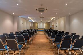 New Square Patong Hotel