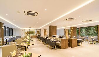 New Square Patong Hotel