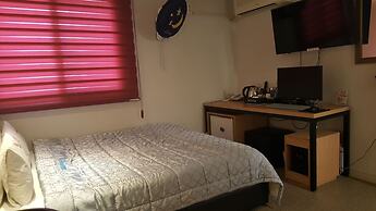 Gwangan Beach Blue Moon Motel