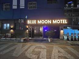 Gwangan Beach Blue Moon Motel