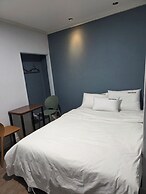 Gwangan Beach Blue Moon Motel