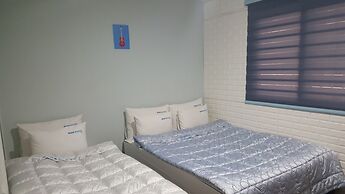 Gwangan Beach Blue Moon Motel