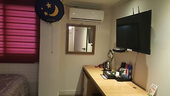 Gwangan Beach Blue Moon Motel