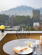 Be Here Now Guest House