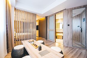 Atour Hotel Hongqiao Hub National Exhibition Center Shanghai