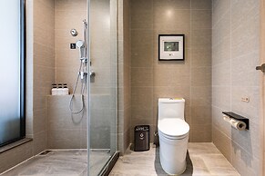 Atour Hotel Hongqiao Hub National Exhibition Center Shanghai