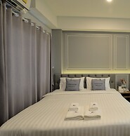 De Lavender Bangkok Hotel