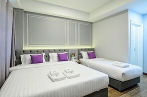 De Lavender Bangkok Hotel