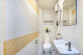 De Lavender Bangkok Hotel