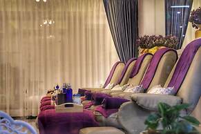 De Lavender Bangkok Hotel