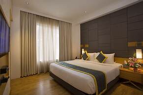 Fountain Tree by TGI