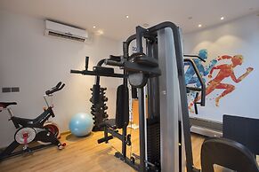 Fountain Tree by TGI