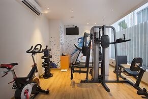 Fountain Tree by TGI