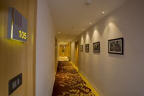 Fountain Tree by TGI