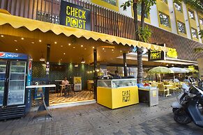 Fountain Tree by TGI