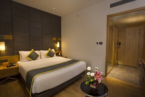 Fountain Tree by TGI