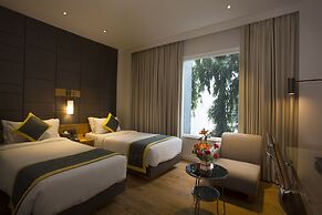 Fountain Tree by TGI